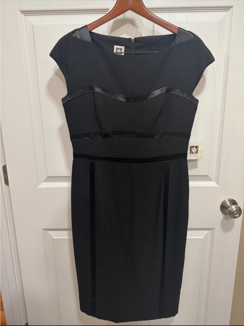 Anne Klein Black Cap-Sleeve Sheath Dress with Satin Trim
